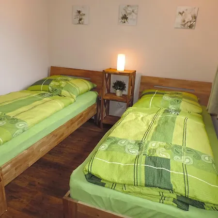 Haus Koehler Апартаменты Бюзум